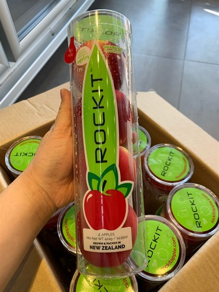 Táo Rockit Ống 4 Quả 372g