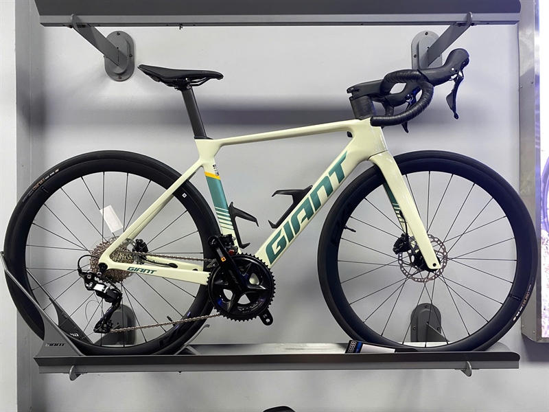 GIANT 2026 PROPEL ADV 2