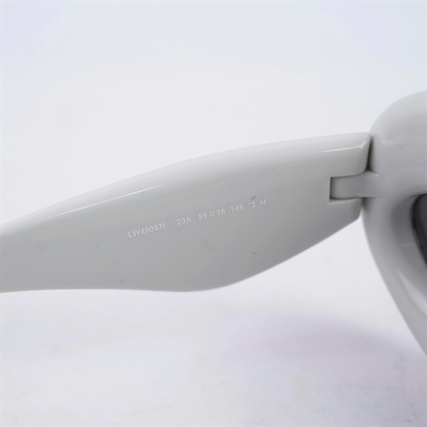 Kính Loewe xám trắng LW40097l 20A (55-16-145) KG+