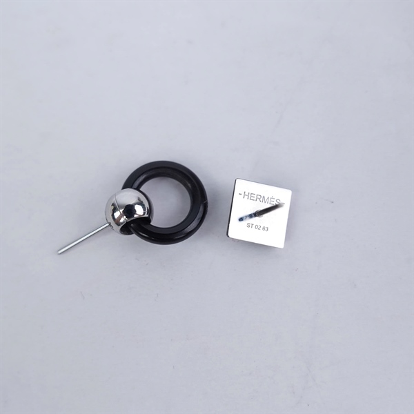 Bông tai Hermes OX đen KG+