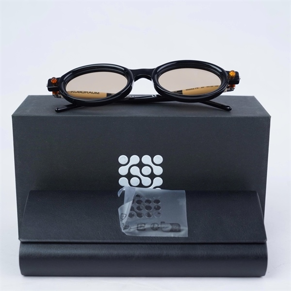 Kính Kuboraum đen MaskeP6 BS (50-22-145) KG+