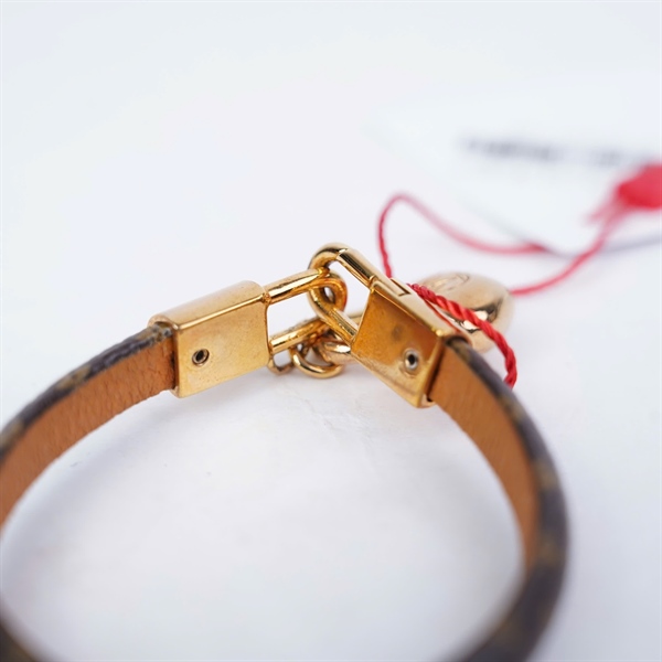 Vòng tay LV hoa nâu khóa trái tim vàng (A-T) KG+