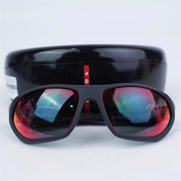 Kính Prada đen ánh đỏ SPS18U 1BO-9Q1 66-17-135) KG+