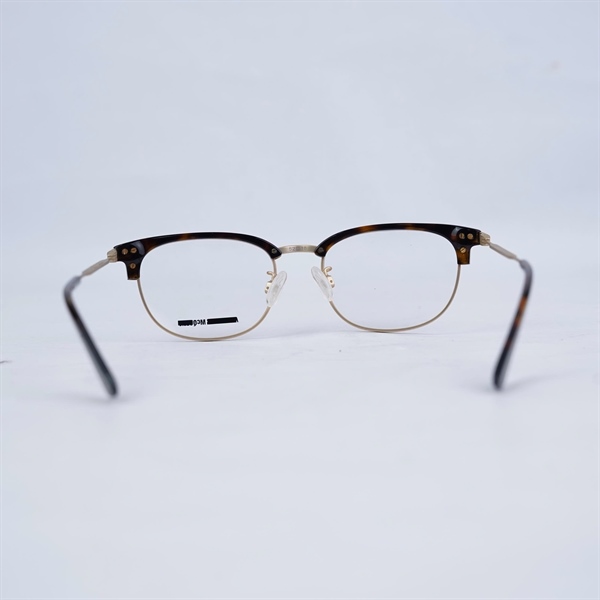 Kính MCQ vàng pha loang MQ0255OA 004 (52-18-145) KG+