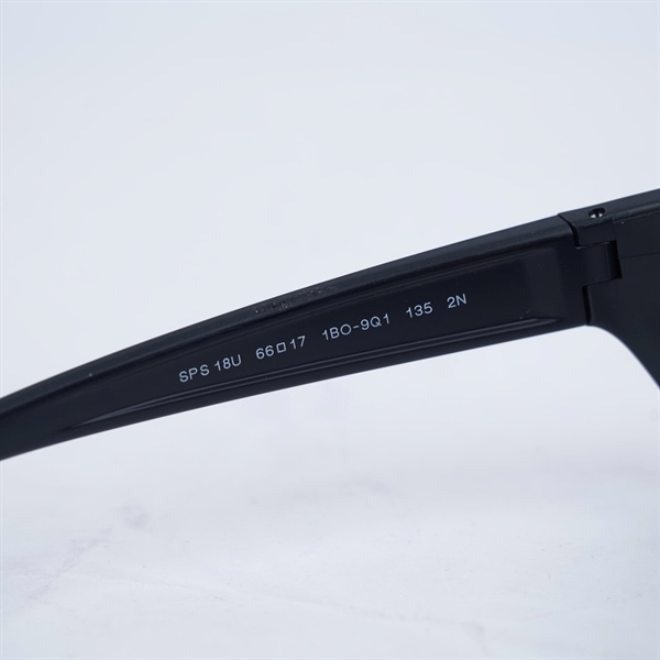 Kính Prada đen ánh đỏ SPS18U 1BO-9Q1 66-17-135) KG+