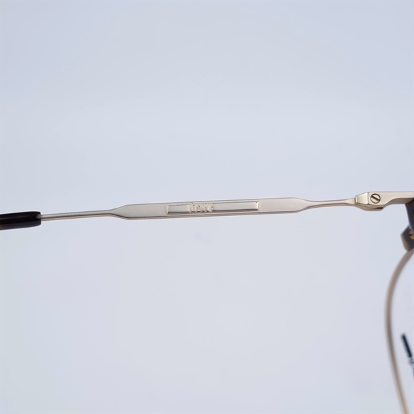 Kính MCQ vàng pha loang MQ0255OA 004 (52-18-145) KG+