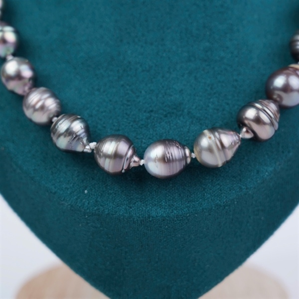 Dây chuyền Saltwater Cultured Pearls đen sz8.2-11mm KG+