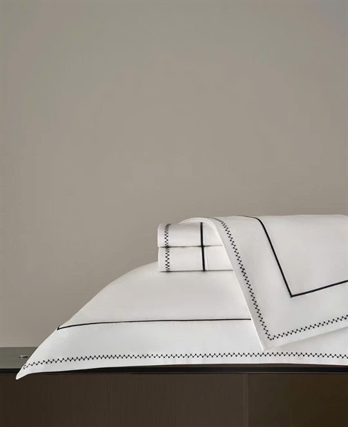 Bộ ga trắng 2 viền đen | Cotton percale 320TC - MT01.01