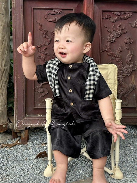 Bộ bà ba Nam kèm khăn đen (1-6)