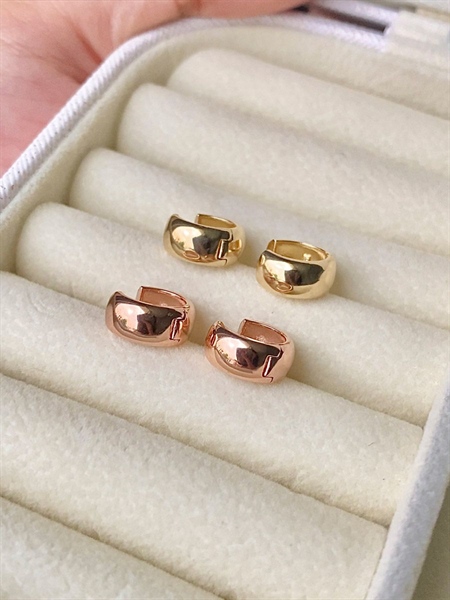 14K Wide huggie hoop