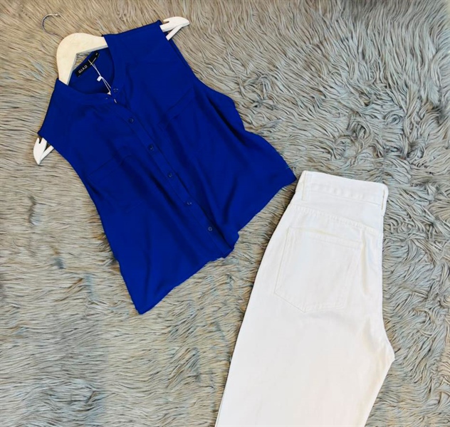 Áo voan sát nách cổ trụ