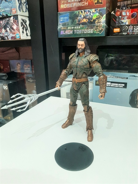 Mua bán (NOBOX TAY BỊ TRẦY) MCFARLANE JUSTICE LEAGUE AQUAMAN