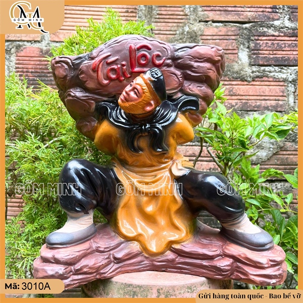 Chậu tượng Tôn ngộ không vác đá