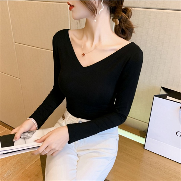 ÁO THUN CỔ TIM TRƯỚC TIM SAU BODY