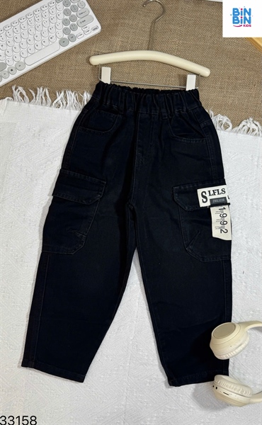 33158-Quần baggy TH đen chữ S