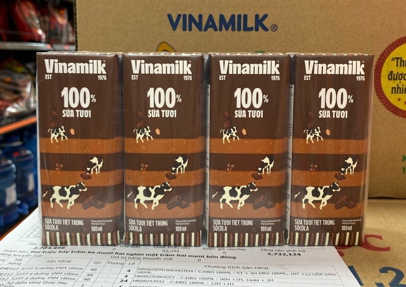 Sữa tươi Vinamilk Socola 180ml
