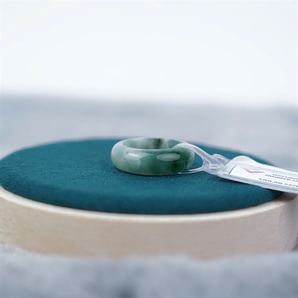 Nhẫn cẩm thạch xanh My sz18.39x7.72 (327897) +