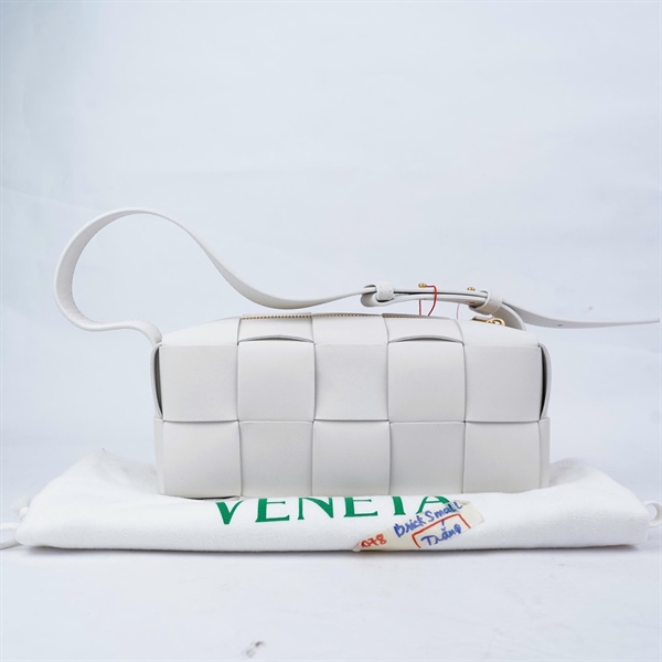 Túi Bottega kẹp nách trắng sz22 (LN) KG+