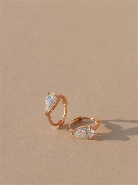 14K Waterdrop Cubic mini huggie (S)