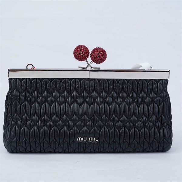 Túi Miu Miu Clutch đen sz28 (A-T) KG+