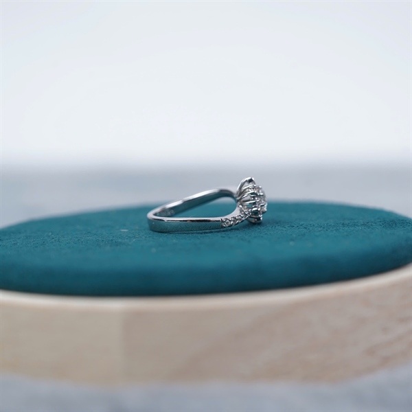 Nhẫn Princess kim cương sz3.77-3.74 KG+