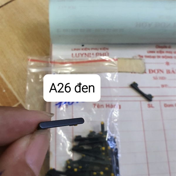 Nút nhựa âm lượng samsung A26