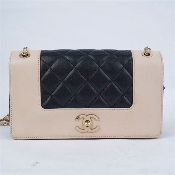 Túi Chanel nude phối đen (24042010) sz25 (BQ) KG+
