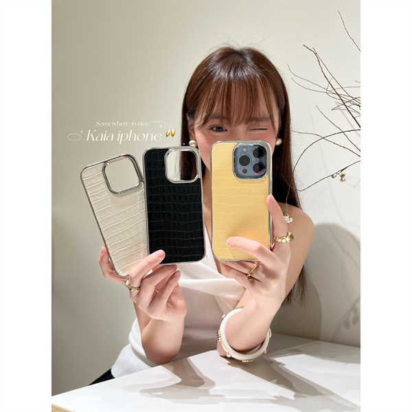 Case Vàng Viền Bạc - 13/4
