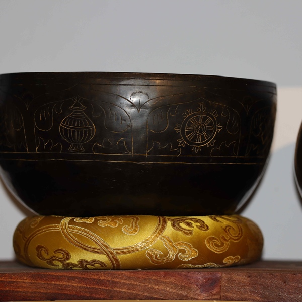 Chuông Xoay Cổ Nepal 11 (>60 tuổi)