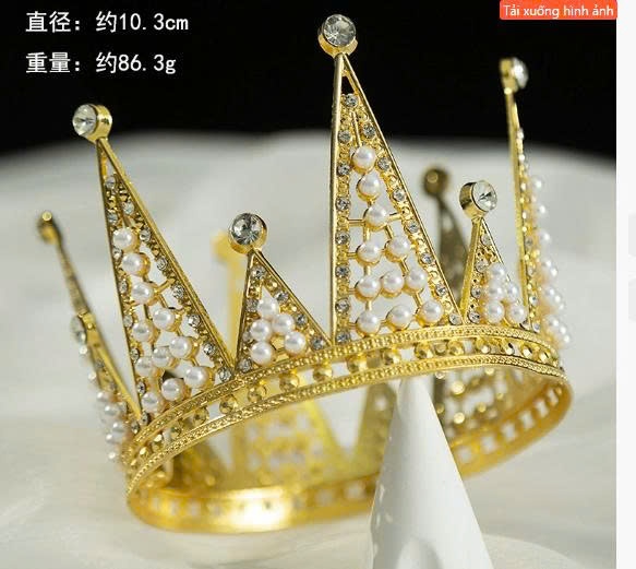 Vương miện nhọn to vàng