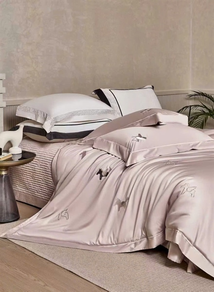 Bộ ga trơn thêu ngựa Unicorn |100% Cotton 100S - UC01.HONG