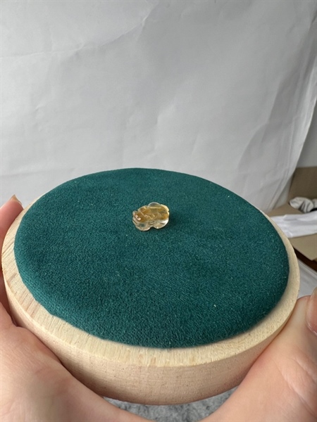 Cụ Tỳ Hưu thạch anh tóc vàng mini +