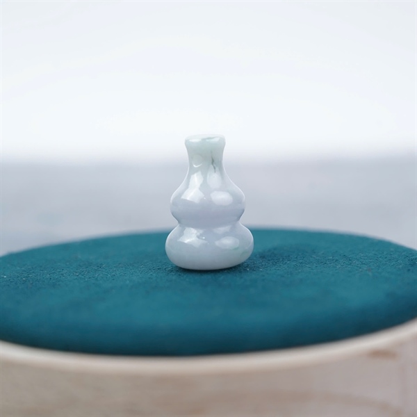 Hồ lô trắng phớt lục KG+