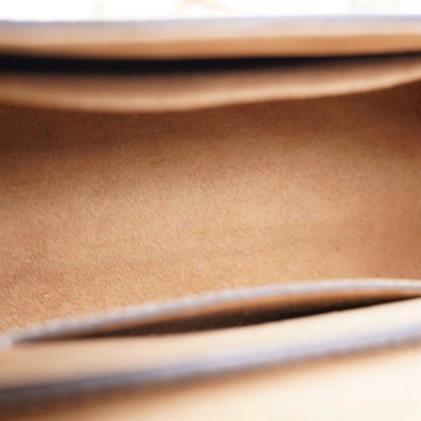 Túi LV Twist trắng (AR1280) sz18 +