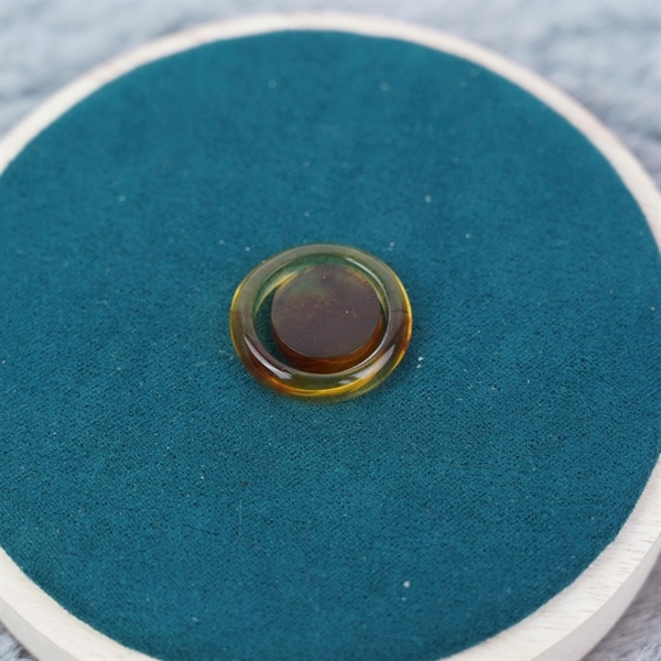 Nhẫn hổ phách vàng kèm lõi My +