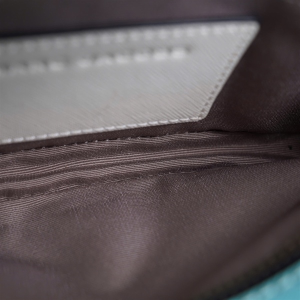 Túi Marc Jacobs trắng pha xanh đỏ sz18 KG+