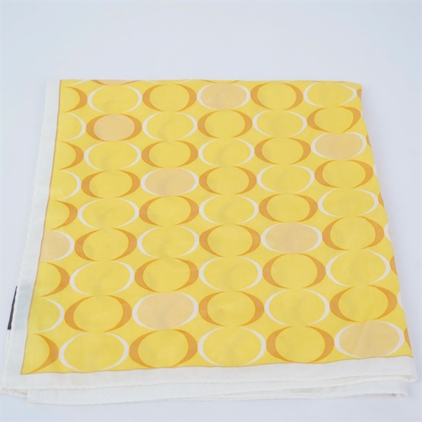 Khăn Celine vàng 48x50cm KG+