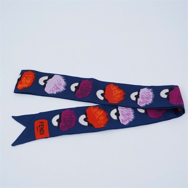 Khăn Fendi xanh đậm in hình mắt 5x116cm KG+