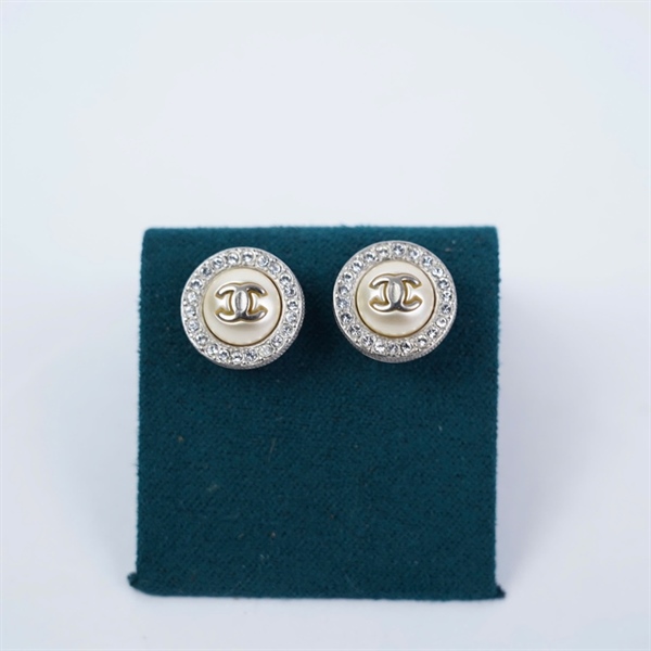 Bông tai Chanel ngọc trai đính kim KG+