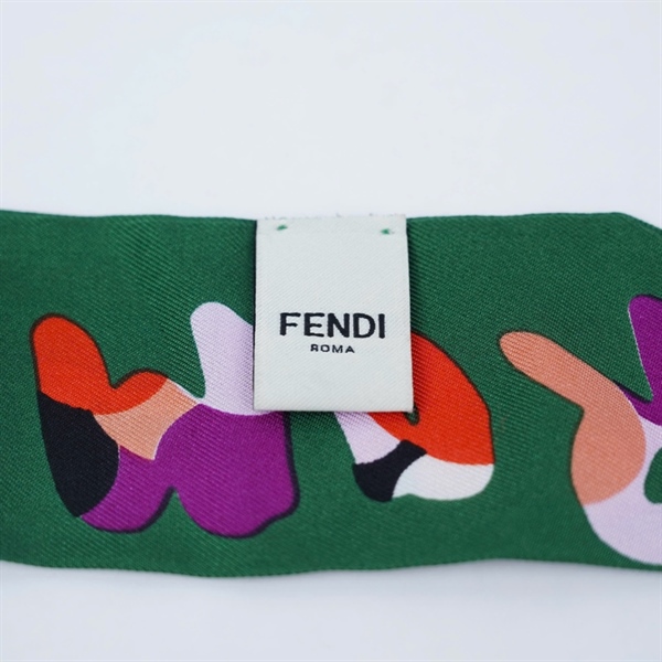 Khăn Fendi xanh lá in chữ 5x118cm KG+
