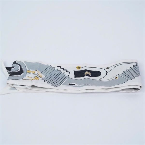 Khăn Dior xám in hình 6x98cm KG+