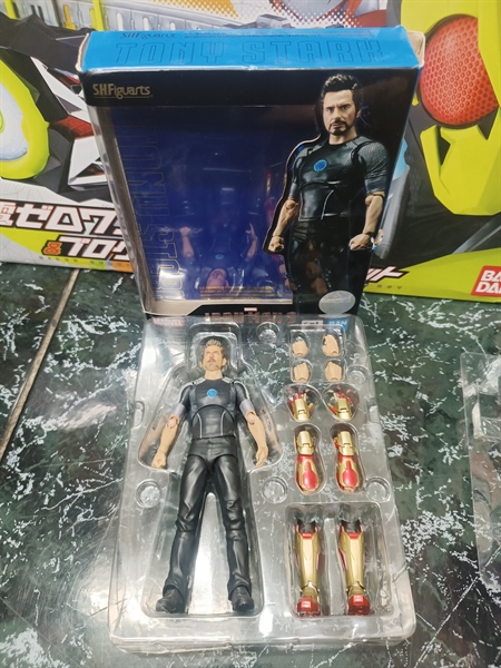 Mua bán (2ND)SHF IRON MAN 3 TONY STARK 