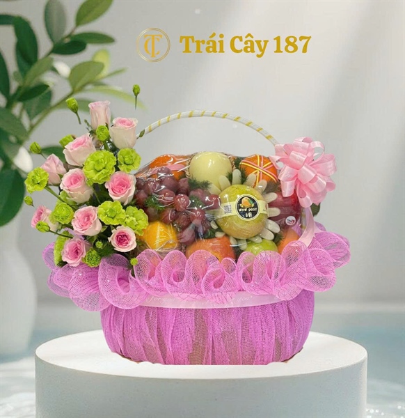 GIỎ TRÁI CÂY TONE HỒNG XANH THANH LỊCH