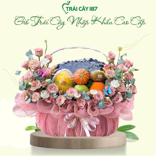 GIỎ TRÁI CÂY MIX HOA HỒNG CAPUCHIANO