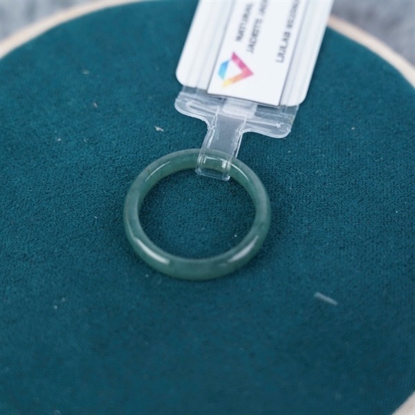 Nhẫn cẩm thạch xanh Gua+