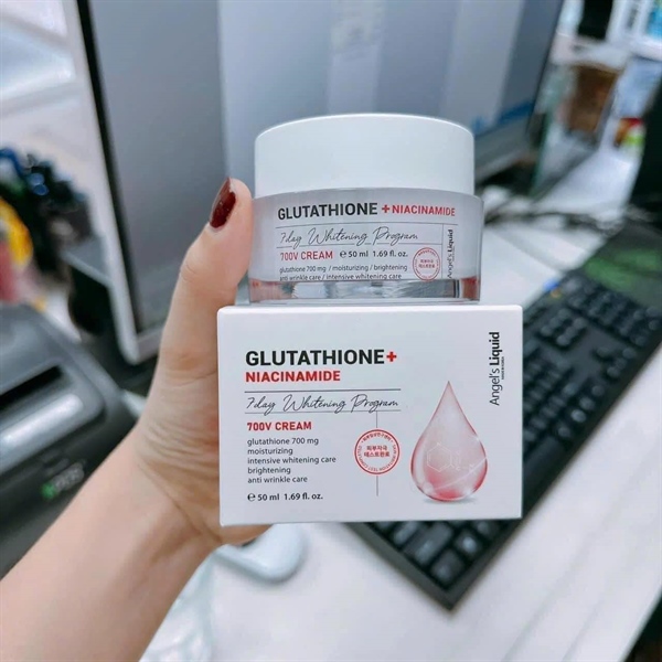 Kem dưỡng 7 Day Glutathion 700 (VAT)