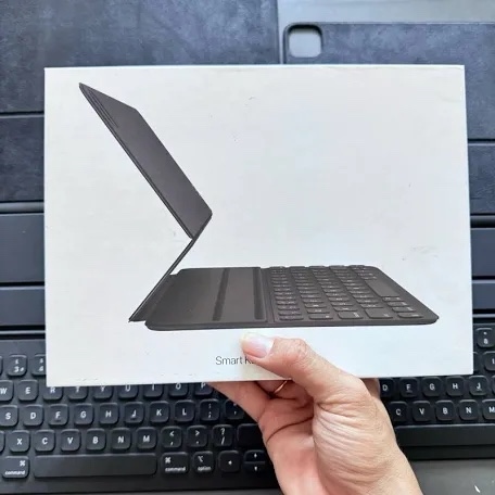 Bàn phím Apple Folio iPAd Pro M1, M2/ Air 4,5,6