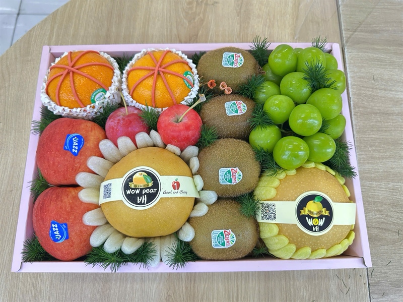 Hộp Trái Cây Tone Hồng