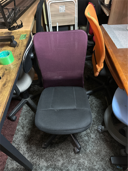 Ghế xoay lưới ko vịn tím đen