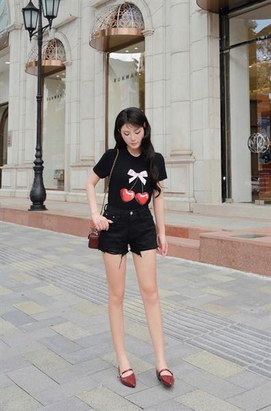 EDGE SHORT